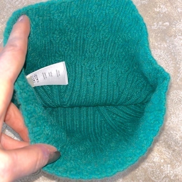Brand New Aspen Merino Wool & Cashmere Rib Knit Beanie Cap Winter Hat. main image 9